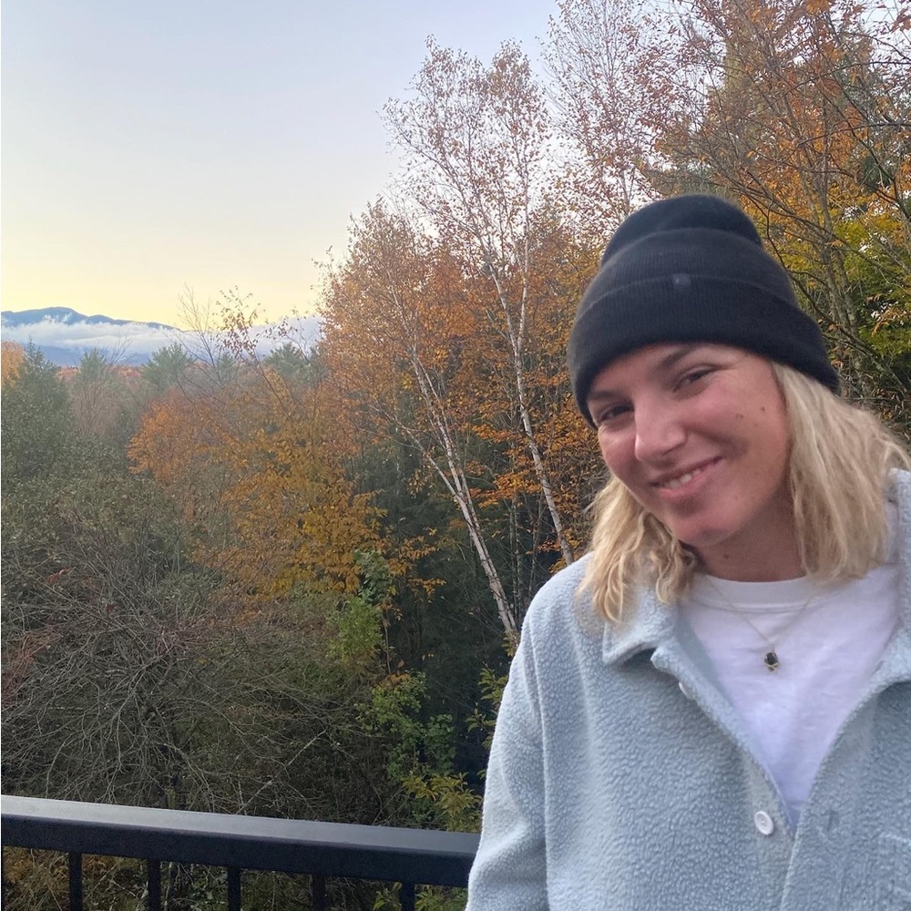 Meet your Posher, Carly